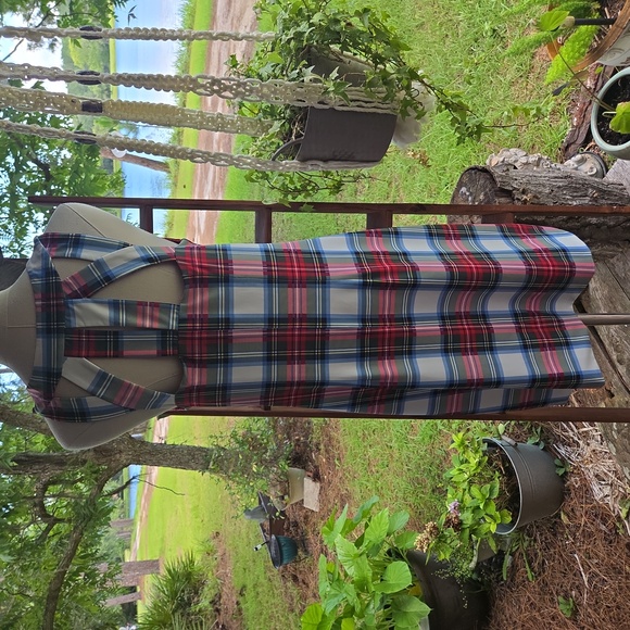 Gretchen Scott Designs Jersey Isosceles Duke of York Plaid Midi Shift Dress - Picture 6 of 12